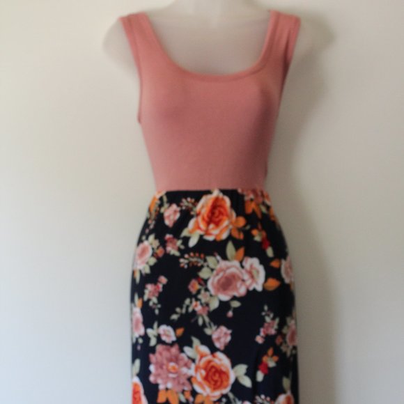 Beautiful Goo Yoo Floral Dress - Picture 1 of 7